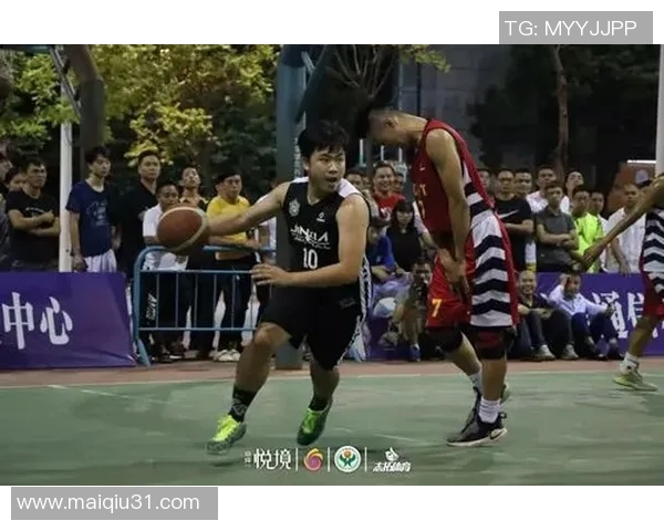 深圳篮球队防反策略分析及其在比赛中的得失表现探讨 深圳篮球队防反策略分析及其在比赛中的得失表现探讨