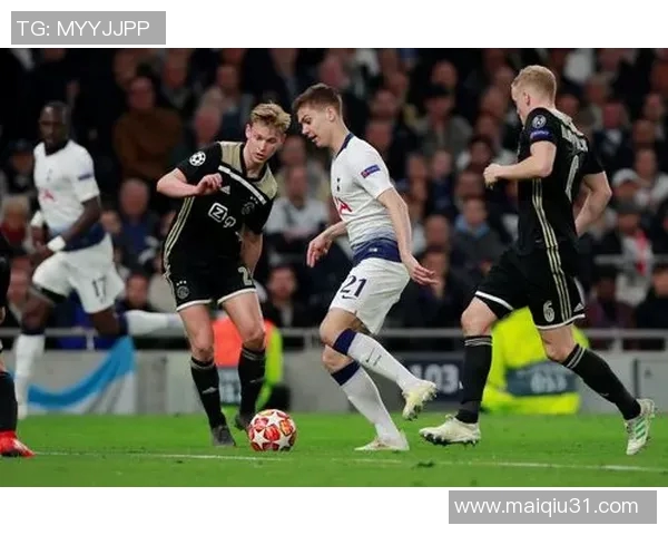 深圳篮球队阵地战的深度解析与欧冠足球的精彩对比 深圳篮球队阵地战的深度解析与欧冠足球的精彩对比